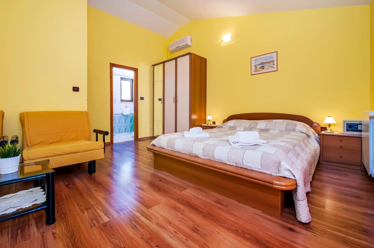 Apartments Modrusan Rovinj Exterior photo