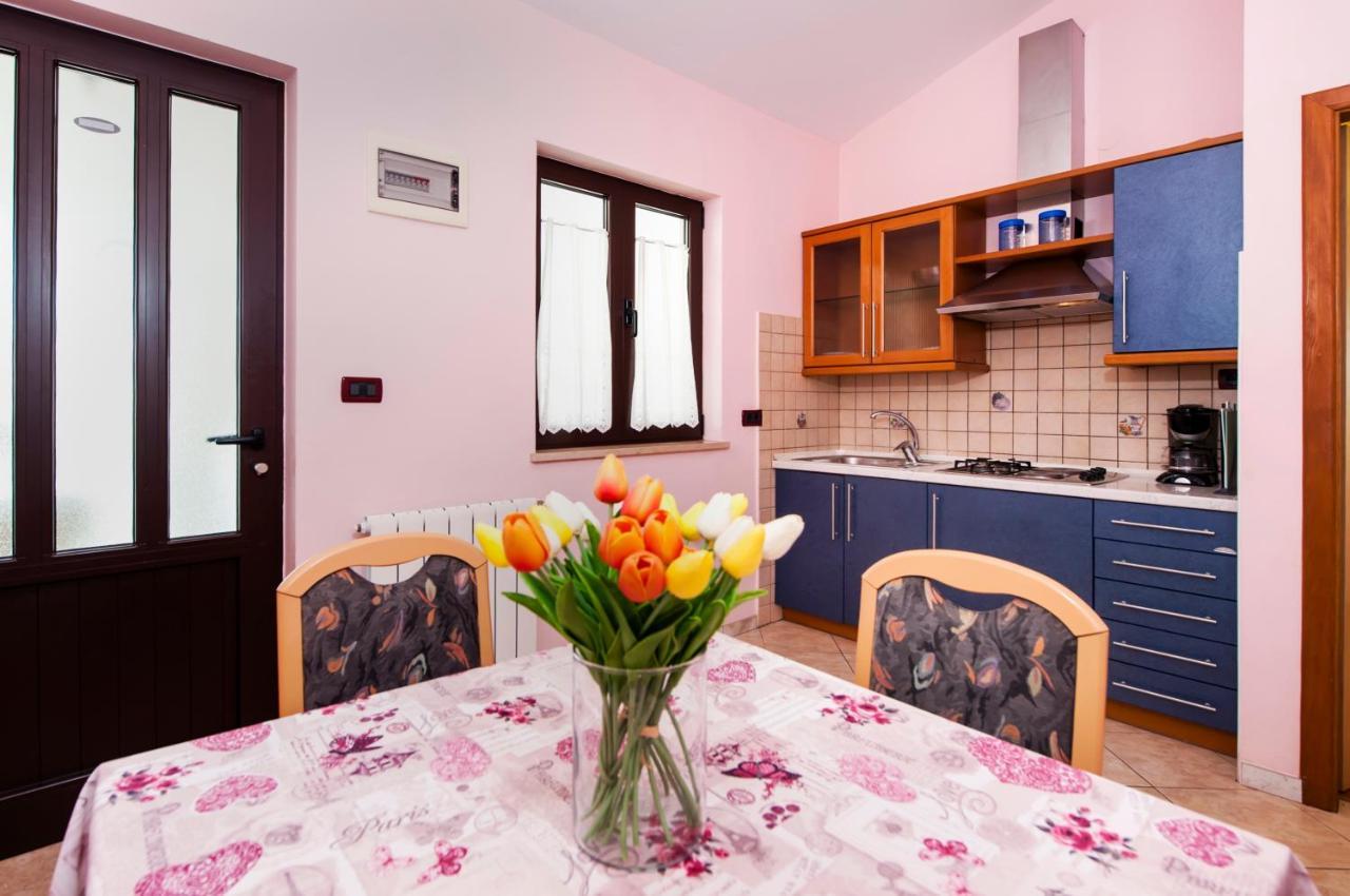 Apartments Modrusan Rovinj Exterior photo