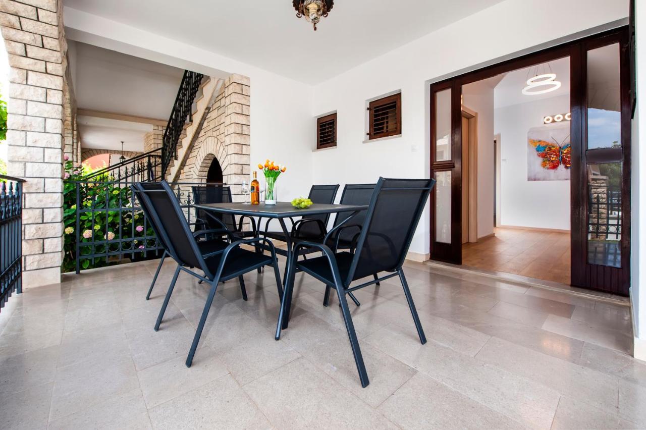 Apartments Modrusan Rovinj Exterior photo